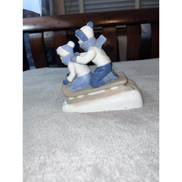 PAUL SEBASTIAN Porcelana De Cuernavaca Mexico Children On Sled Porcelain Holiday - Picture 4 of 8